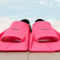 Maru - "New" Training Fins / Flippers - Neon Pink/Black -Funky Trunks Store maru new training fins flippers neon pink black 6