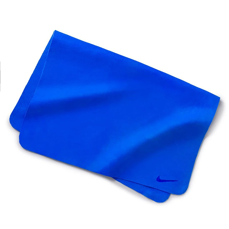 Nike - Large Hydro Ming Swimming Towel (Hyper Cobalt) 3 Nike - Large Hydro Ming Swimming Towel (Hyper Cobalt)