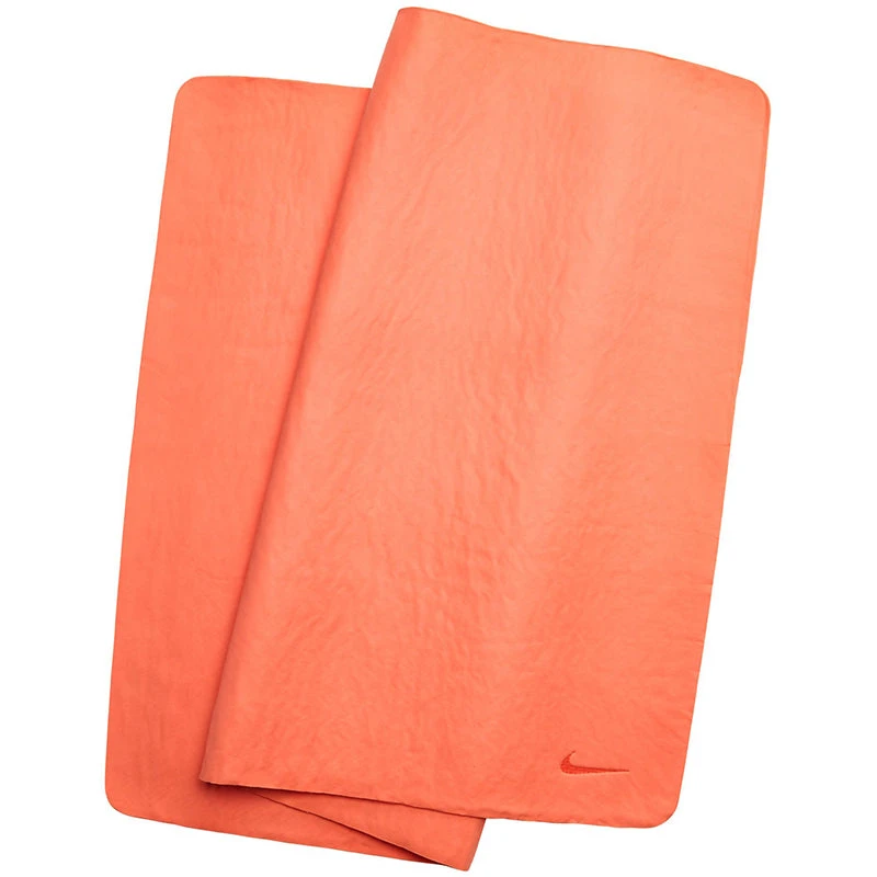 Nike - Large Hydro Ming Swimming Towel (Hyper Crimson) 3 Nike - Large Hydro Ming Swimming Towel (Hyper Crimson)