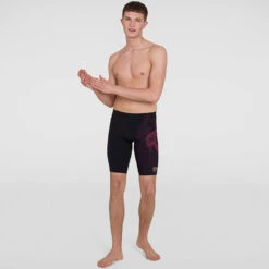 Speedo - Men's Marvel Placement V-Cut Jammer - Black/Red 12 Speedo - Men's Marvel Placement V-Cut Jammer - Black/Red -Funky Trunks Store speedo mens marvel placement v cut jammer black red 3