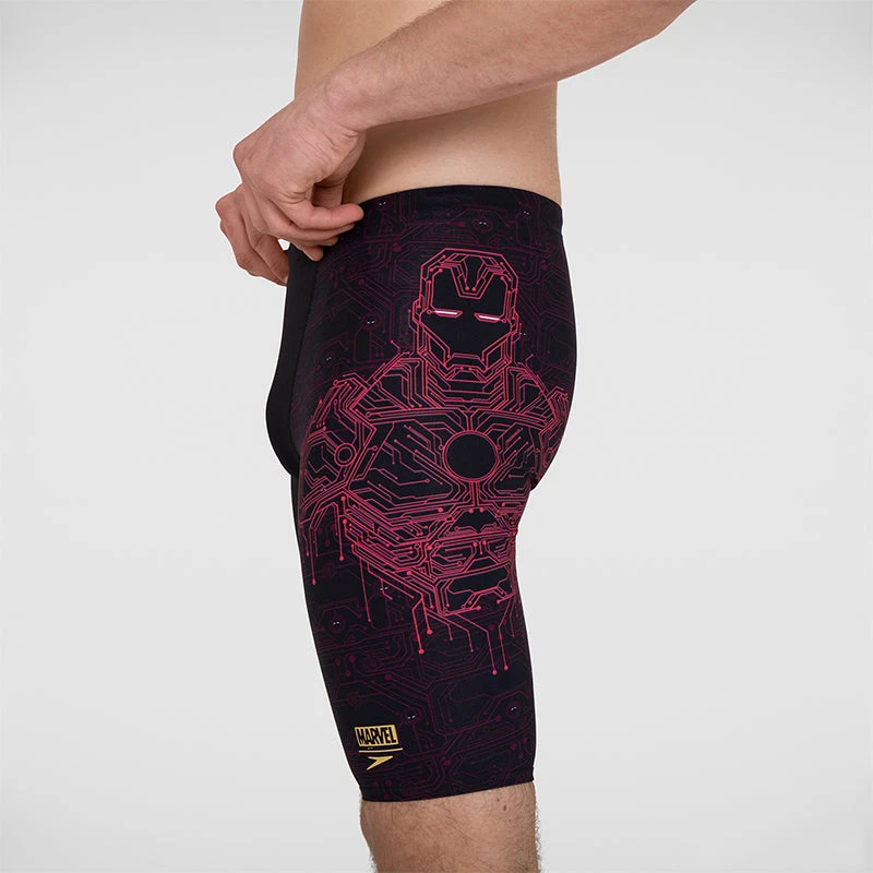 Speedo - Men's Marvel Placement V-Cut Jammer - Black/Red 8 Speedo - Men's Marvel Placement V-Cut Jammer - Black/Red - Image 6